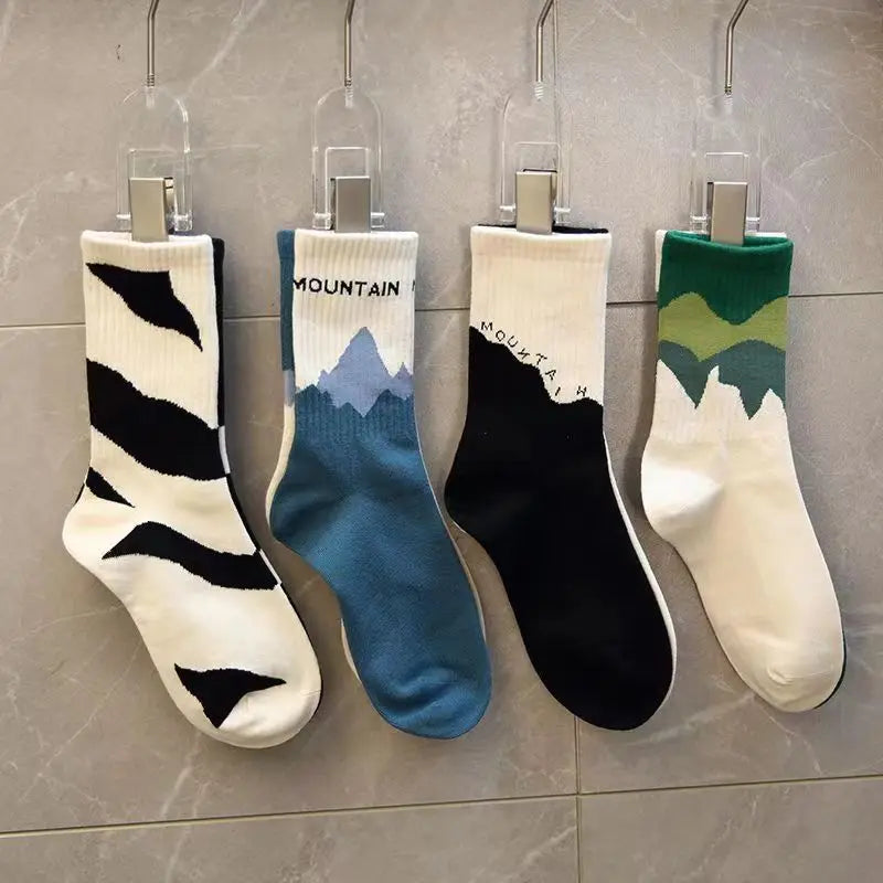 4 Çift Şık, Yumuşak ve Çok Amaçlı Unisex Çorap – Rahat ve Nefes Alabilir, Koşu ve Fitness İçin Uygun